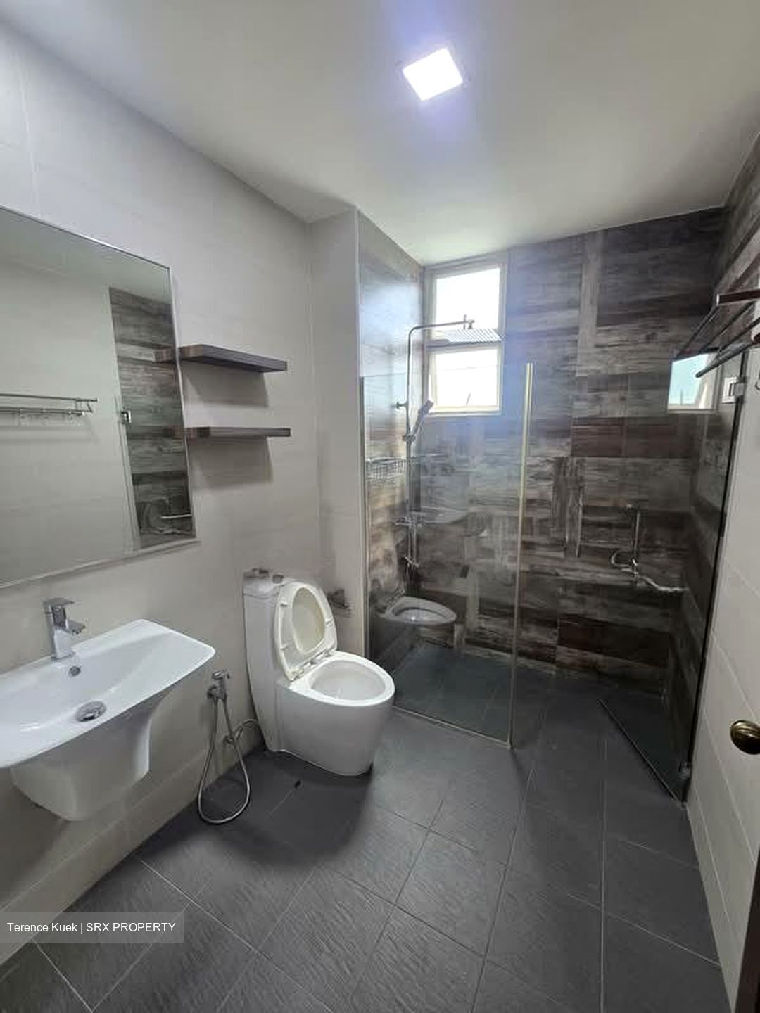 Lorong Lew Lian (D19), Semi-Detached #605954821